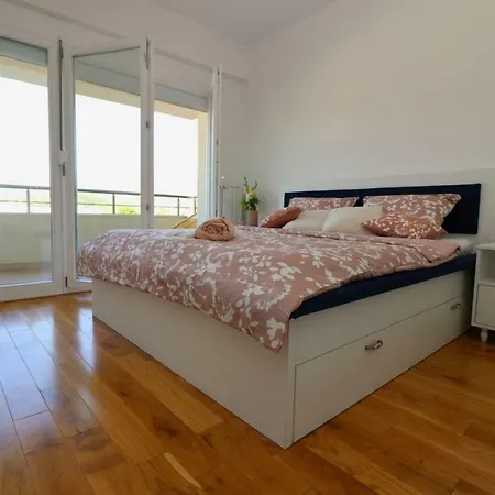 Lilly Dream Deluxe Penthouse With A Terrace Sarajevo